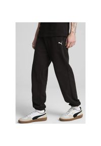 Spodnie dresowe Puma Essentials Relaxed TR CL. Kolor: czarny. Materiał: dresówka. Styl: elegancki #1