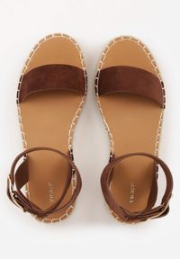 Born2be - Ciemnobrązowe Sandały z Ozdobą Klamrą i Jutową Platformą Riseth. Okazja: na co dzień. Zapięcie: klamry. Kolor: brązowy. Wzór: aplikacja. Obcas: na platformie. Styl: casual, elegancki #6