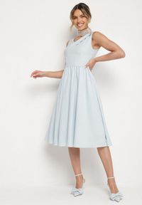 Born2be - Niebieska Klasyczna Rozkloszowana Sukienka Vices Tolissela. Okazja: na co dzień. Kolor: niebieski. Wzór: aplikacja, gładki. Styl: klasyczny #7