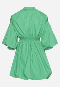 Born2be - Zielona Sukienka Adousa. Kolor: zielony. Materiał: tkanina, guma. Wzór: gładki. Typ sukienki: bombki. Styl: klasyczny. Długość: mini #6