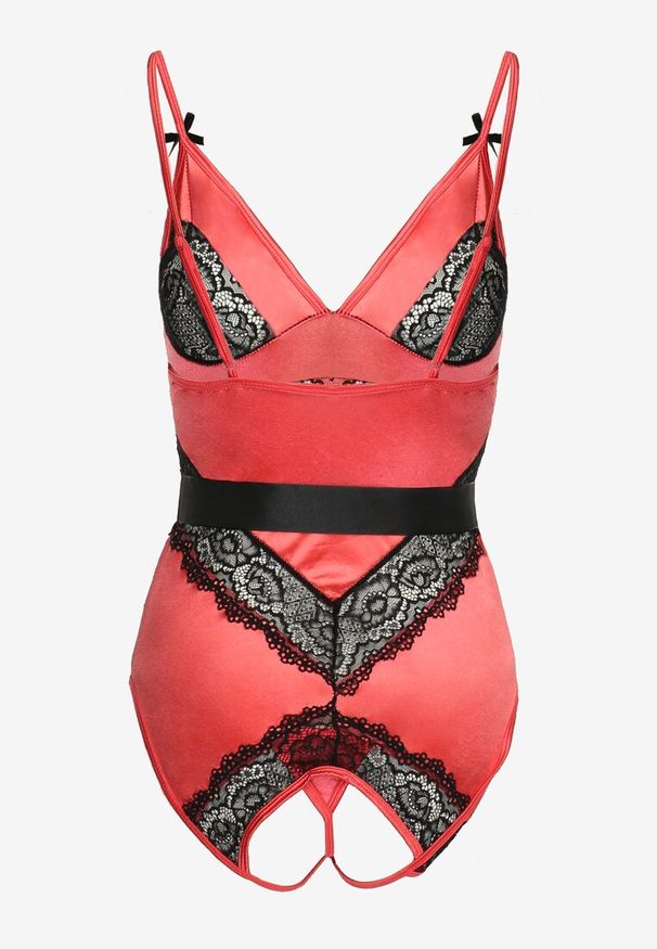 Renee - Różowo-Czarne Koronkowe Body ze Stringami z Paskiem w Talii Azuran. Kolor: różowy. Materiał: koronka. Wzór: aplikacja, koronka
