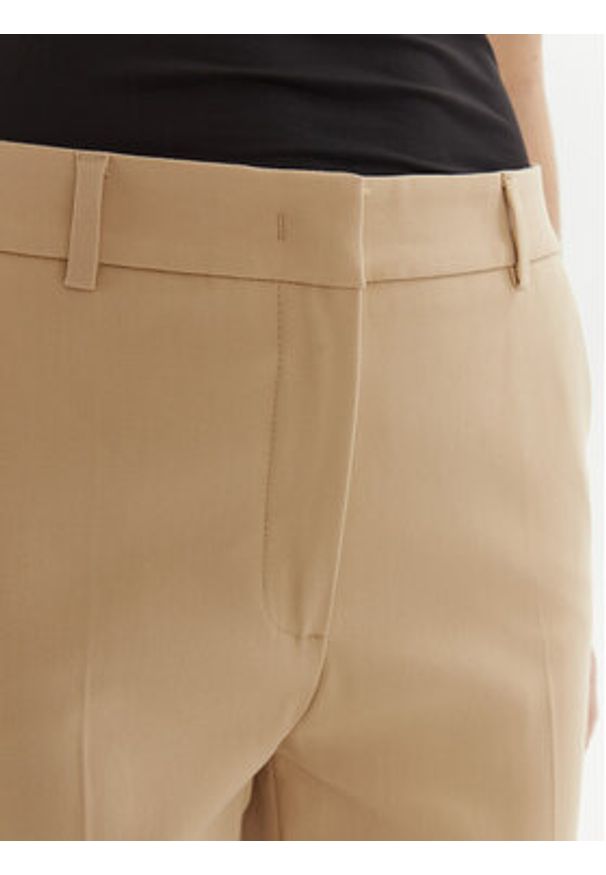 Weekend Max Mara Chinosy Vite 2515131021 Beżowy Slim Fit. Kolor: beżowy. Materiał: bawełna