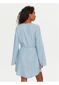 Guess Sukienka codzienna W2YK67 D22S5 Błękitny Relaxed Fit. Okazja: na co dzień. Kolor: niebieski. Materiał: lyocell. Typ sukienki: proste. Styl: casual #5