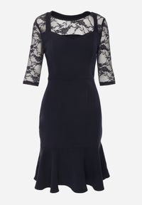 Born2be - Granatowa Taliowana Sukienka VICES z Koronkowymi Rękawami Oceamara. Kolor: niebieski. Materiał: koronka. Wzór: aplikacja, koronka. Styl: elegancki #6