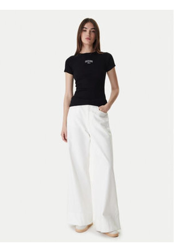 Guess Jeans T-Shirt W6RP21 KA0H1 Czarny Slim Fit. Kolor: czarny. Materiał: bawełna