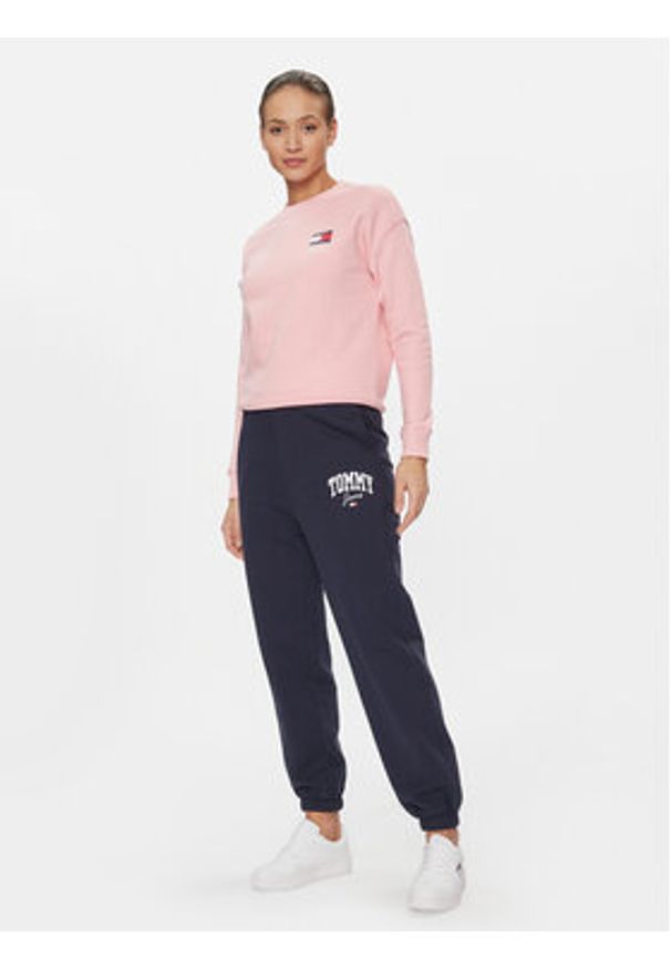 Tommy Jeans Spodnie dresowe DW0DW16379 Granatowy Relaxed Fit. Kolor: niebieski. Materiał: bawełna