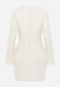 Born2be - Jasnobeżowa Elegancka Sukienka VICES o Trapezowym Kroju z Imitacją Kieszeni Amaliete. Okazja: na spotkanie biznesowe. Kolor: beżowy. Typ sukienki: trapezowe. Styl: elegancki #5