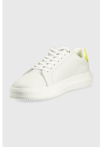 Calvin Klein Jeans sneakersy skórzane Chunky Cupsole Laceup Low kolor biały. Nosek buta: okrągły. Zapięcie: sznurówki. Kolor: biały. Materiał: skóra