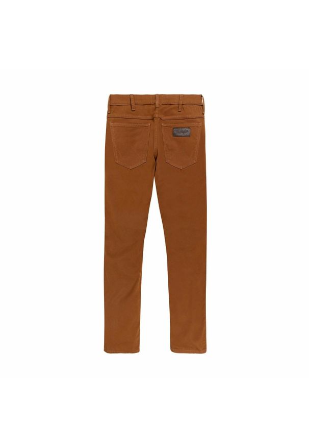 Wrangler - WRANGLER LARSTON MĘSKIE SPODNIE MATERIAŁOWE TAWNY BROWN W18S36H28 112141210. Materiał: materiał