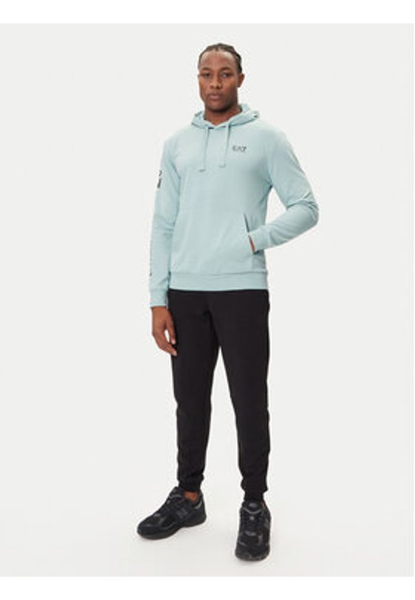 EA7 Emporio Armani Bluza 7M000569 AF13512 U9066 Niebieski Regular Fit. Kolor: niebieski. Materiał: bawełna