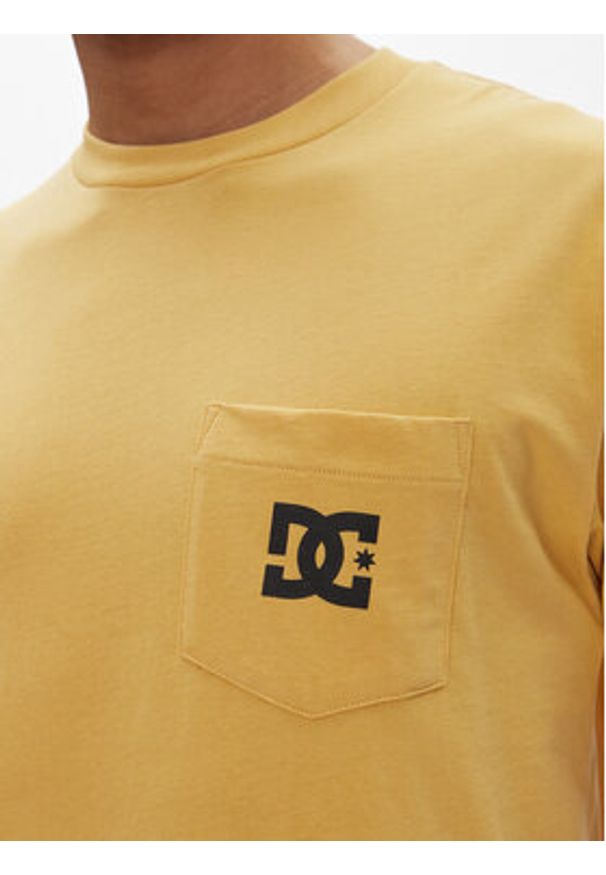 DC T-Shirt ADYZT05377 Żółty Heritage Fit. Kolor: żółty. Materiał: bawełna