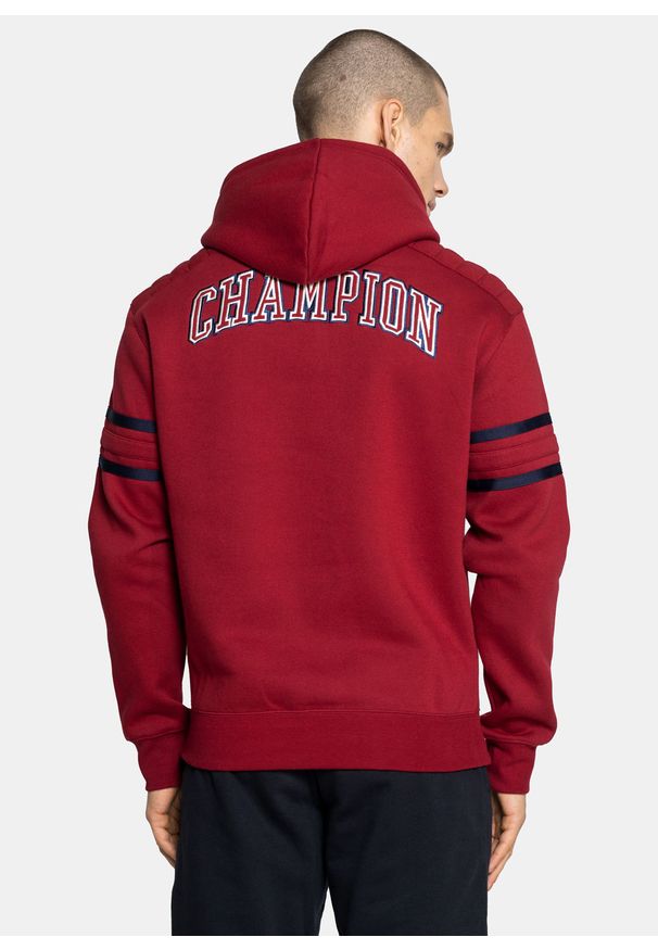 Bluza z kapturem męska czerwona Champion Varsity Script Logo. Typ kołnierza: kaptur. Kolor: czerwony. Materiał: materiał. Styl: elegancki, sportowy