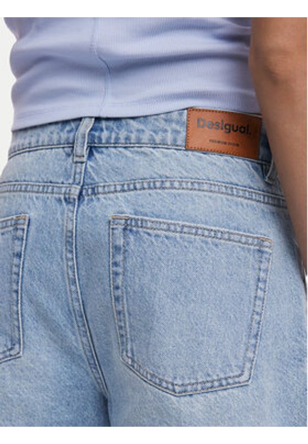 Desigual Szorty jeansowe Inidan 25SWDD24 Niebieski Straight Fit. Kolor: niebieski. Materiał: bawełna