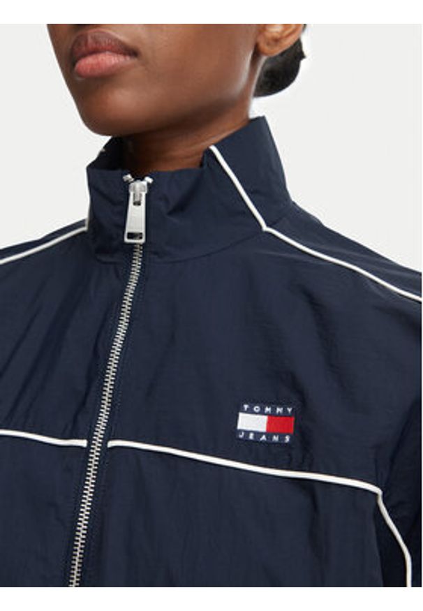 Tommy Jeans Kurtka przejściowa DW0DW22055 Granatowy Regular Fit. Kolor: niebieski. Materiał: syntetyk