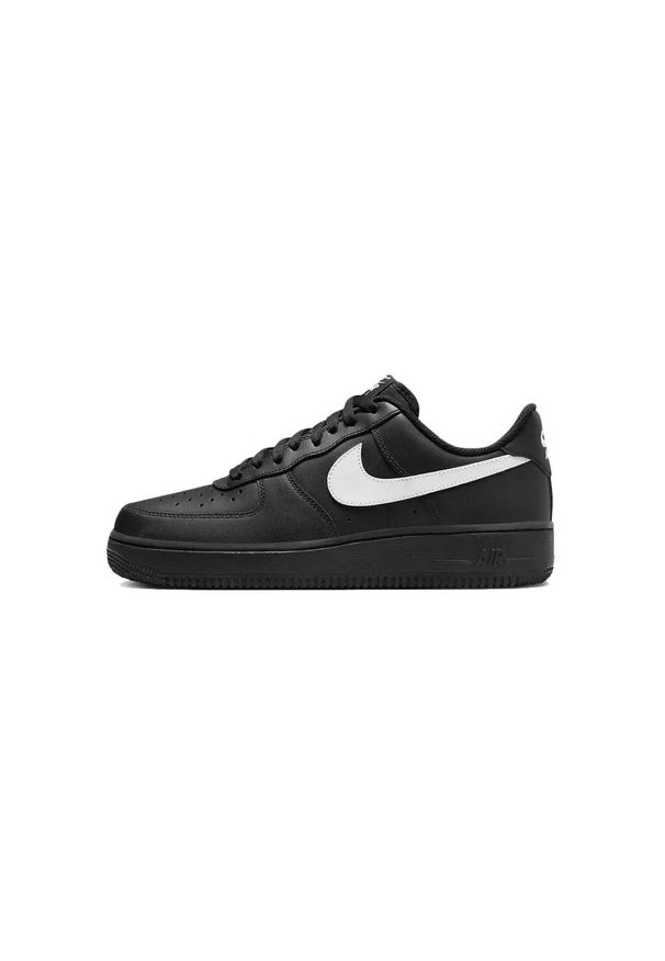 Nike - Buty sportowe Sneakersy męskie, Air Force 1 07. Kolor: biały, wielokolorowy, czarny. Materiał: skóra. Model: Nike Air Force. Sport: turystyka piesza
