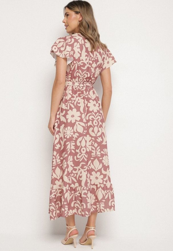 Born2be - Ciemnobeżowa Sukienka o Rozkloszowanym Kroju w Kwiaty Ozdobiona Paskiem Nilatra. Okazja: na co dzień. Kolor: beżowy. Długość rękawa: krótki rękaw. Wzór: aplikacja, kwiaty. Sezon: lato. Typ sukienki: rozkloszowane. Styl: casual, elegancki