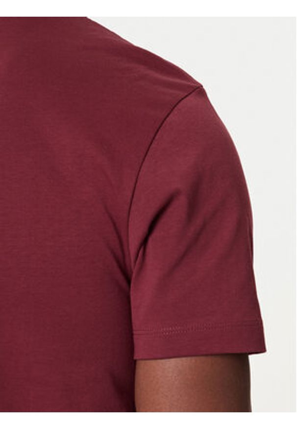 GANT - Gant T-Shirt Shield 2003184 Bordowy Regular Fit. Kolor: czerwony. Materiał: bawełna