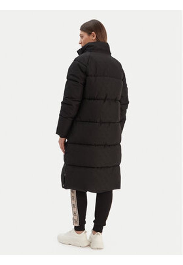 Guess Kurtka zimowa V5BL08 WGLW2 Czarny Regular Fit. Kolor: czarny. Materiał: syntetyk. Sezon: zima