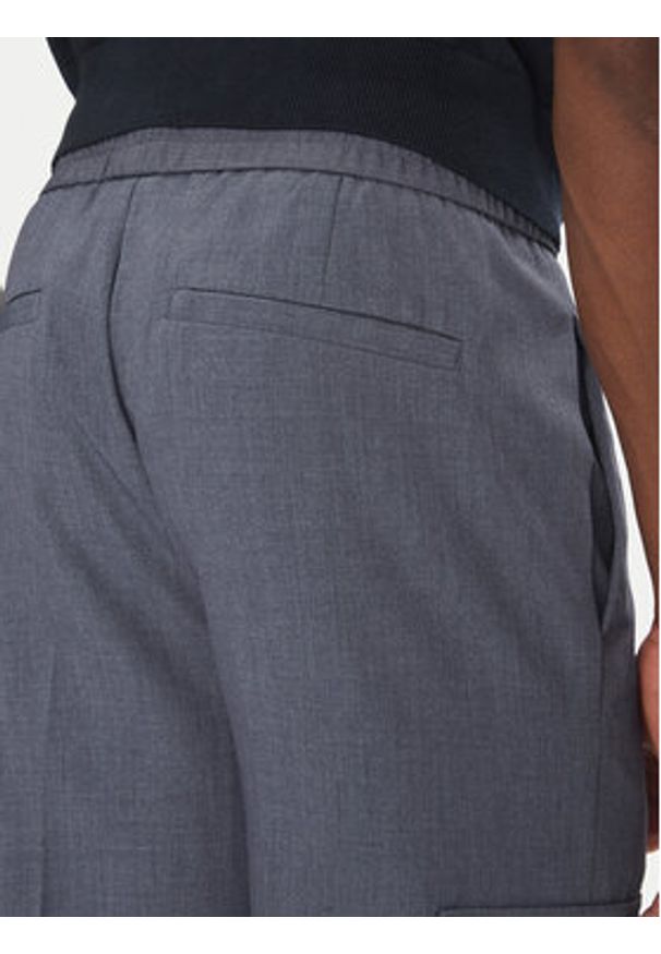 Lindbergh Spodnie materiałowe 30-01112A Niebieski Relaxed Fit. Kolor: niebieski. Materiał: wiskoza