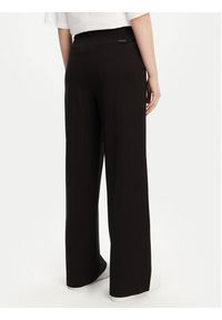 Calvin Klein Jeans Spodnie palazzo J20J225334 Czarny Wide Leg. Kolor: czarny. Materiał: syntetyk