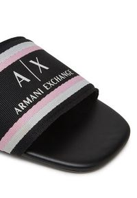 Armani Exchange Klapki XDP056 XV922 00002 Czarny. Kolor: czarny. Materiał: materiał #5