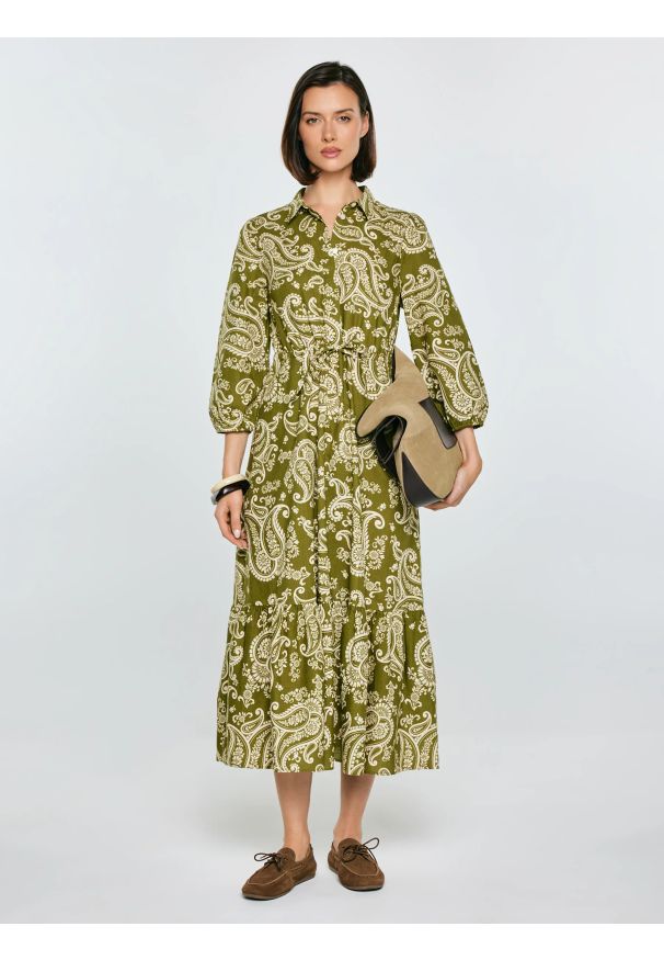 Big-Star - Sukienka damska midi ze wzorem paisley zielona Mazekin 301. Okazja: na co dzień. Typ kołnierza: kołnierzyk klasyczny. Kolor: zielony. Materiał: tkanina. Wzór: paisley. Typ sukienki: proste. Styl: casual, klasyczny, boho. Długość: midi