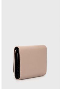 Trussardi Jeans - Trussardi portfel damski kolor beżowy. Kolor: beżowy. Materiał: materiał. Wzór: gładki #3