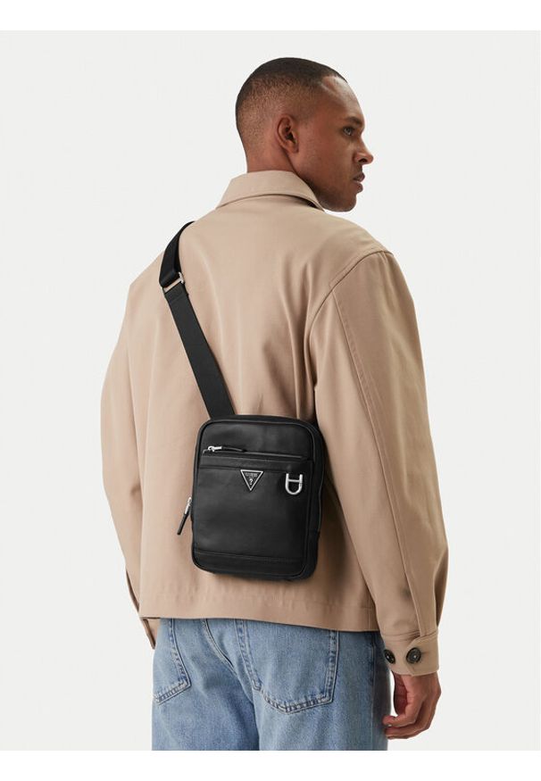 Guess Saszetka HMMOSE P6159 Czarny. Kolor: czarny. Materiał: skóra