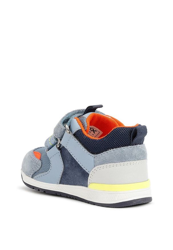 Geox - Buty dziecięce. Nosek buta: okrągły. Zapięcie: rzepy. Kolor: szary. Materiał: skóra, guma