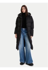 Hugo - HUGO Kurtka puchowa Fini-3 50546355 Czarny Regular Fit. Kolor: czarny. Materiał: syntetyk #6