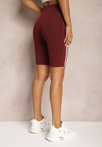 Renee - Bordowe Szorty Kolarki High Waist z Ozdobnymi Lampasami Jelorea. Okazja: na co dzień. Stan: podwyższony. Kolor: czerwony. Sezon: lato. Styl: sportowy, elegancki, casual #3