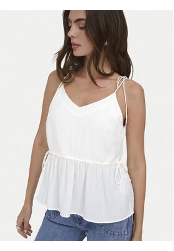 only - ONLY Top Nele 15370325 Biały Regular Fit. Kolor: biały. Materiał: wiskoza