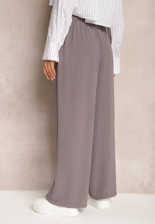 Renee - Szare Spodnie High Waist ze Sznurkiem w Talii i Prostą Nogawką Raveann. Okazja: na co dzień, na spacer. Stan: podwyższony. Kolor: szary. Wzór: aplikacja. Styl: casual