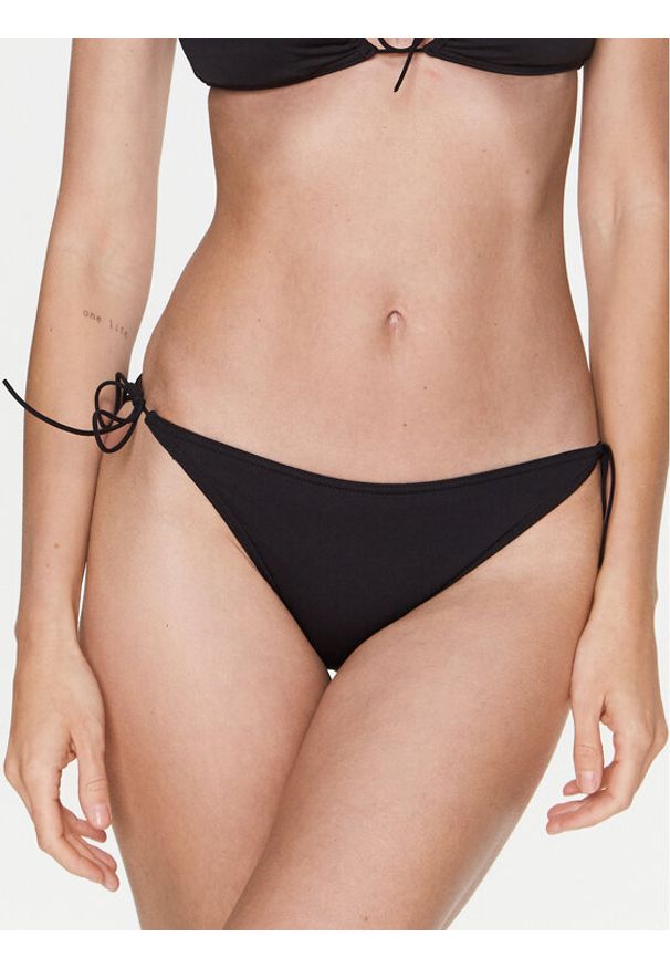 Calvin Klein Swimwear Dół od bikini KW0KW02025 Czarny. Kolor: czarny. Materiał: syntetyk