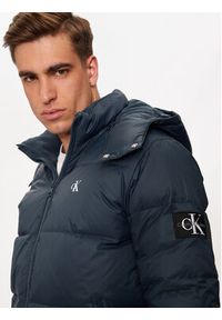 Calvin Klein Jeans Kurtka puchowa Essentials J30J325946 Granatowy Regular Fit. Kolor: niebieski. Materiał: syntetyk #6