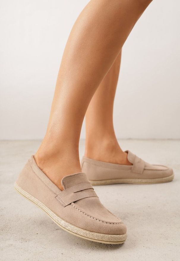 Renee - Ciemnobeżowe Mokasyny z Plecionką w Stylu Boho Galenatea. Okazja: na co dzień, do pracy. Kolor: beżowy. Materiał: jeans. Wzór: aplikacja. Sezon: lato. Styl: boho