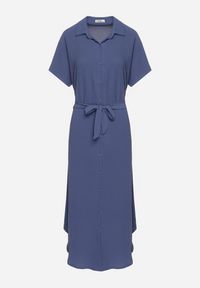 Born2be - Granatowa Sukienka Wiskozowa o Luźnym Koszulowym Kroju Wiązana w Talii Rionella. Kolor: niebieski. Materiał: wiskoza. Długość rękawa: krótki rękaw. Sezon: lato. Typ sukienki: koszulowe. Styl: klasyczny #6