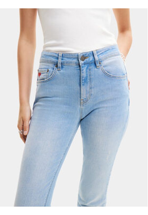 Desigual Jeansy Delaware 24SWDD26 Błękitny Slim Fit. Kolor: niebieski