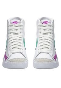 Nike Trampki CZ1055-123-W Biały. Kolor: biały. Materiał: skóra #6