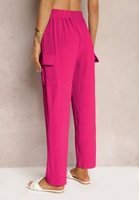 Renee - Fuksjowe Spodnie High Waist o Kroju Bojówek z Kieszeniami Wykończone Gumką w Pasie Efiene. Okazja: na co dzień. Stan: podwyższony. Kolor: różowy. Styl: casual #4