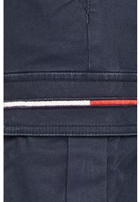 Tommy Jeans - Spodnie. Kolor: niebieski. Materiał: tkanina, bawełna, materiał, elastan. Wzór: gładki #3
