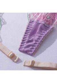 Intica - Komplet bielizny haftowanej z pasem do pończoch na specjalne okazje Felizia. Kolor: różowy. Materiał: materiał. Wzór: haft #9