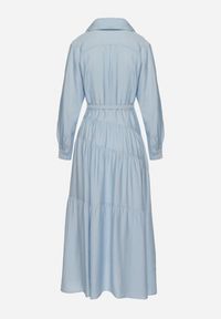 Born2be - Niebieska Wiskozowa Sukienka Ozdobiona Paskiem i Guzikami Ronitte. Okazja: na co dzień. Kolor: niebieski. Materiał: wiskoza. Wzór: aplikacja. Sezon: wiosna, lato. Styl: casual, elegancki, klasyczny #3