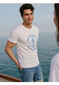 Big-Star - Koszulka męska z kontrastowym nadrukiem biała Kartes 100. Kolor: biały. Materiał: bawełna, dzianina. Wzór: nadruk. Styl: klasyczny #4