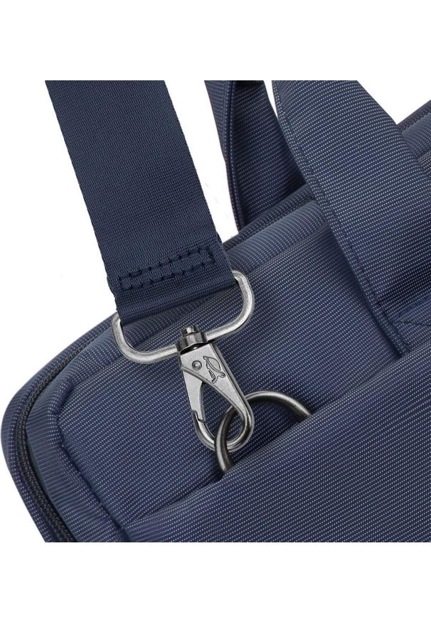 RIVACASE - Torba Rivacase 8231 niebieski. Kolor: niebieski. Materiał: materiał. Styl: casual
