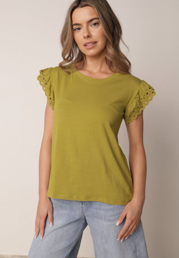 Born2be - Ciemnozielona Bluzka z Bawełny z Ażurowymi Falbankami Zamiast Rękawów Vodelia. Typ kołnierza: kołnierz z falbankami. Kolor: zielony. Materiał: bawełna. Wzór: ażurowy