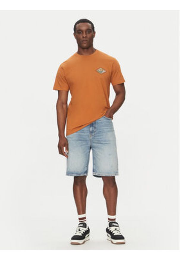 Quiksilver T-Shirt EQYZT08038 Brązowy Regular Fit. Kolor: brązowy. Materiał: bawełna