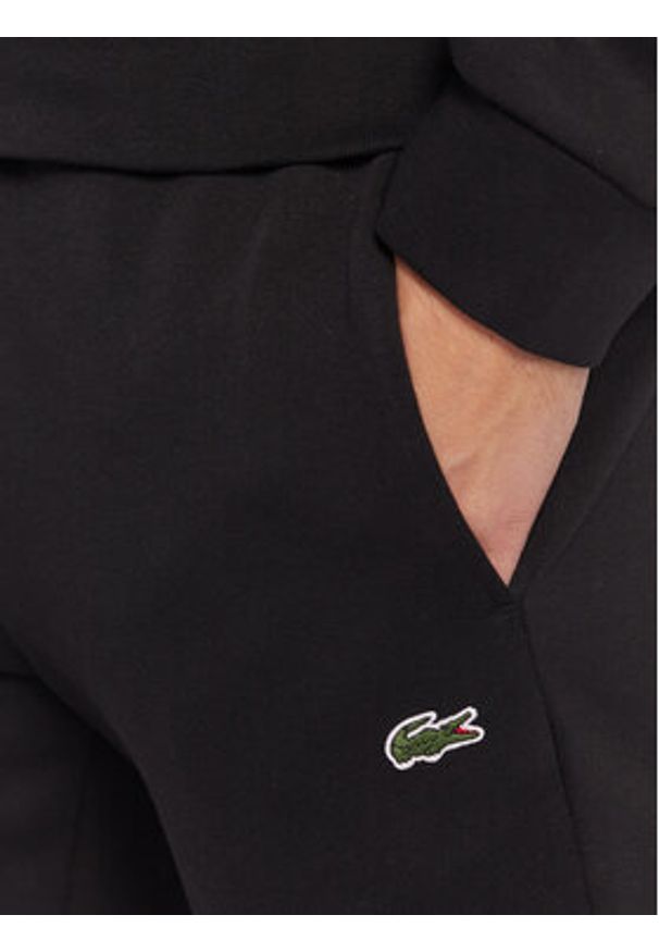 Lacoste Dres WH2528 Czarny Regular Fit. Kolor: czarny. Materiał: bawełna