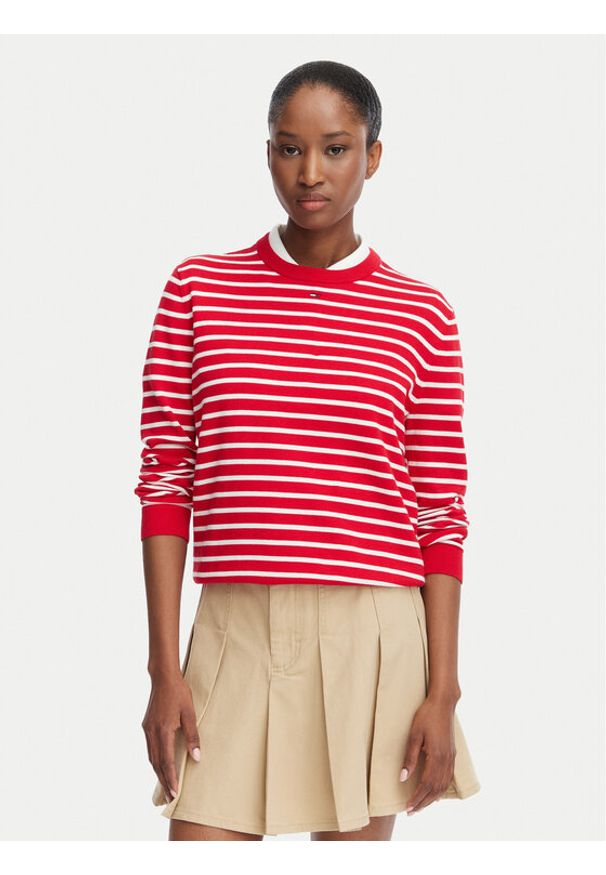 Tommy Jeans Sweter Essential DW0DW20159 Czerwony Regular Fit. Kolor: czerwony. Materiał: bawełna