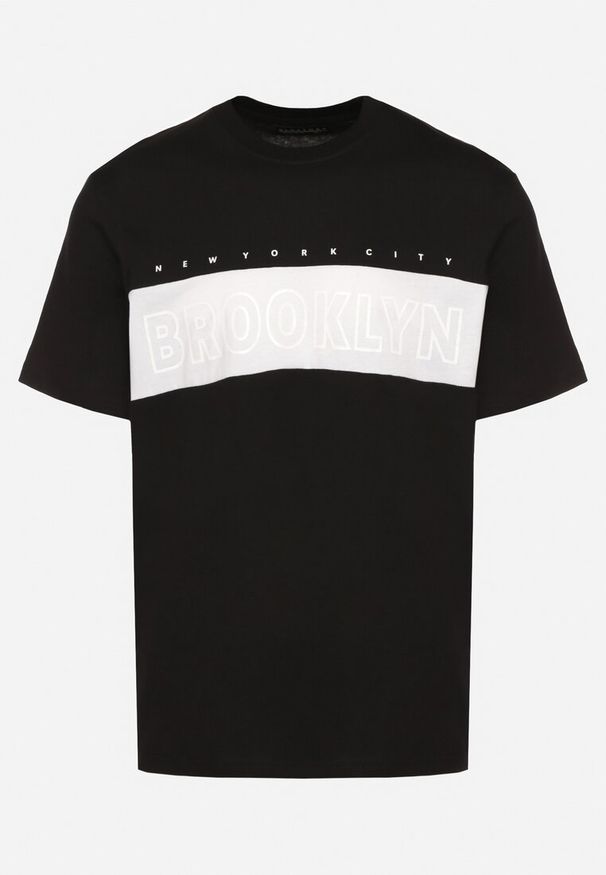 Born2be - Czarna Bawełniana Koszulka Zdobiona Nadrukiem Ulimora. Okazja: na co dzień. Kolor: czarny. Materiał: bawełna. Wzór: nadruk, aplikacja. Styl: casual, elegancki, klasyczny